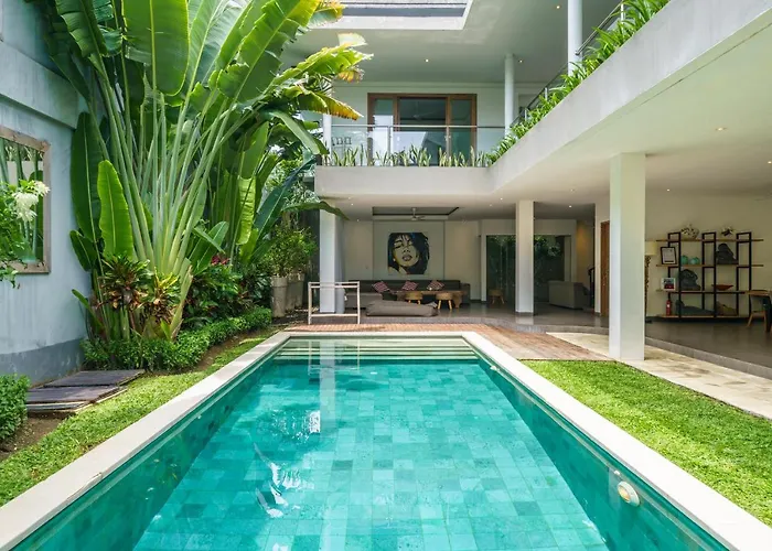 Villa Paloma - Chic Tropical Garden With Outdoor Pool Seminyak