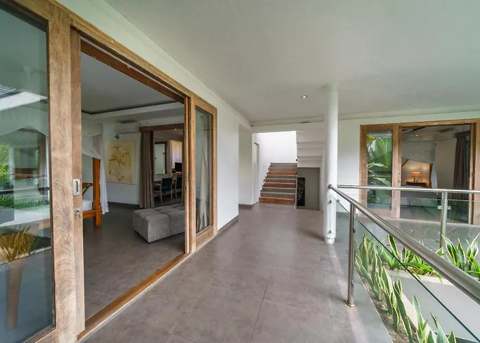 Paloma - Chic Tropical Garden With Outdoor Pool Villa
