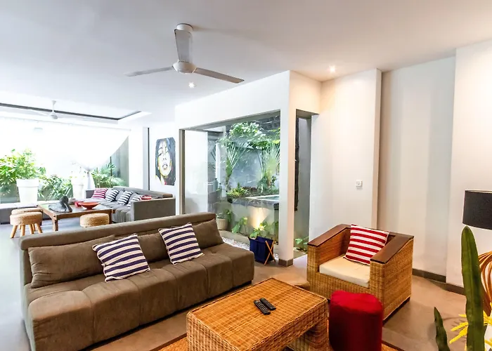 Paloma - Chic Tropical Garden With Outdoor Pool *
