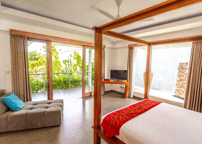 Paloma - Chic Tropical Garden With Outdoor Pool *