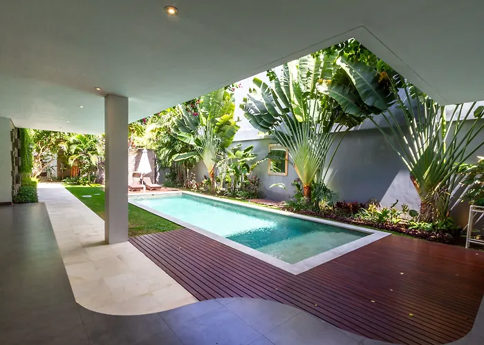 Paloma - Chic Tropical Garden With Outdoor Pool * 塞米亚克