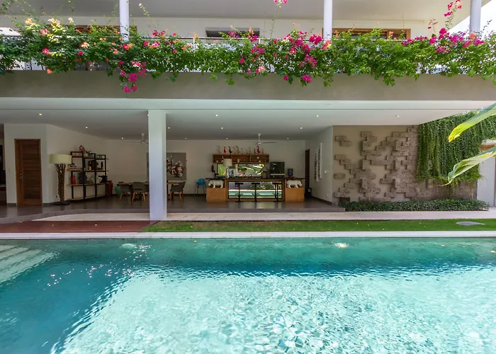 别墅 Paloma - Chic Tropical Garden With Outdoor Pool 塞米亚克
