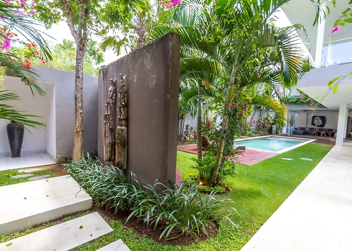 Paloma - Chic Tropical Garden With Outdoor Pool 别墅 *